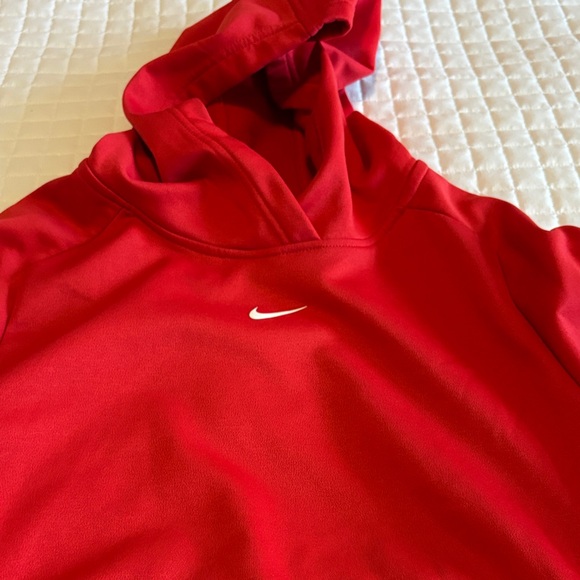 Nike Bold Red Hoodie and Joggers Set - Picture 3 of 9